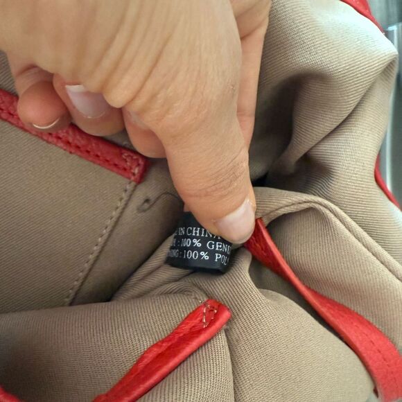 Isaac Mizrahi Large RED 100% genuine Leather Bag Tote Purse gold hardware - Picture 10 of 16